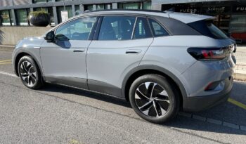
										VW ID.4 Pro Performance 77 kWh (SUV / Geländewagen) full									