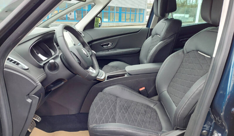 
								Renault Grand Scénic Executive TCe 160 EDC voll									
