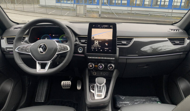 
								Renault Arkana E-Tech Engineered full hybrid 145 full									