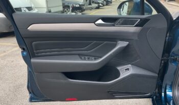 
										VW Passat 2.0 TDI BMT R-Line Elegance 4Motion DSG (Kombi) full									