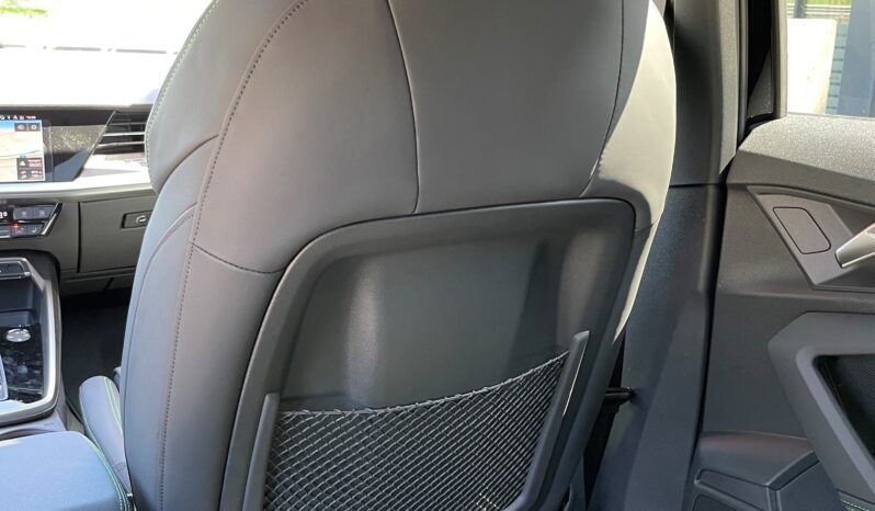 
								AUDI RS3 Sportback 2.5 TSI quattro S-tronic (Limousine) full									