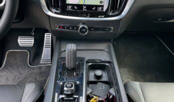 
									VOLVO S60 B5 AWD Benzin Mild Hybrid R-Design Geartronic (Limousine) voll								